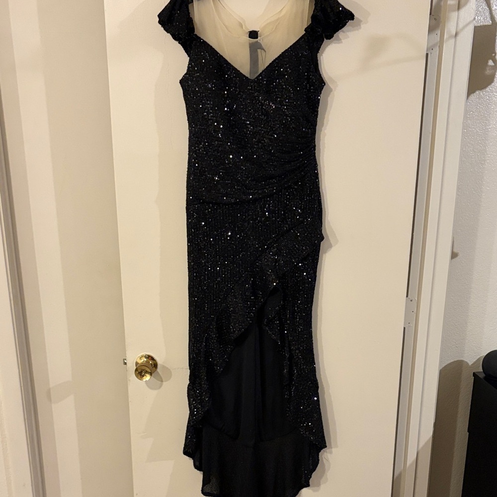 Black Sequin High-Low Evening Dress - Sparkling Women's Formal Gown